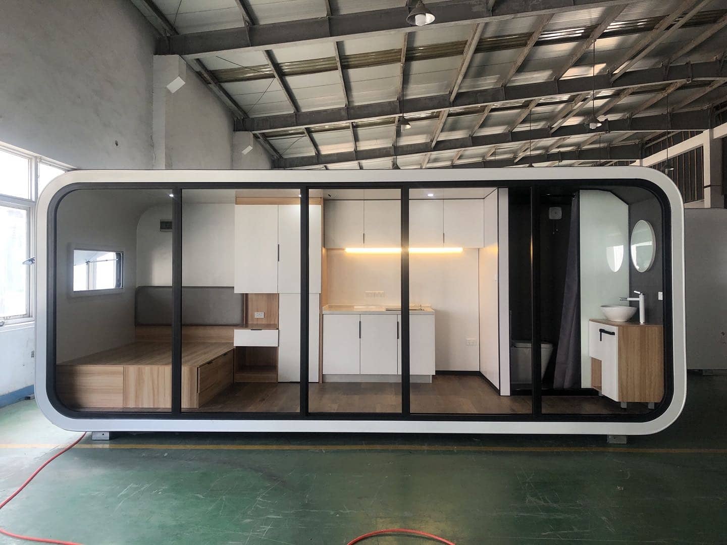 GW-160 Cabin with Bathroom And Kitchen (137sqft)